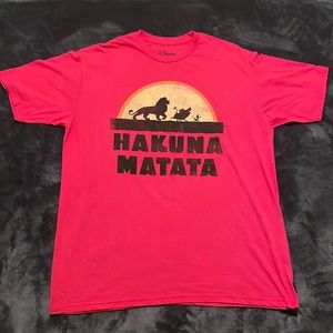 Disney Lion King Hakuna Matata Red T-shirt (XL)